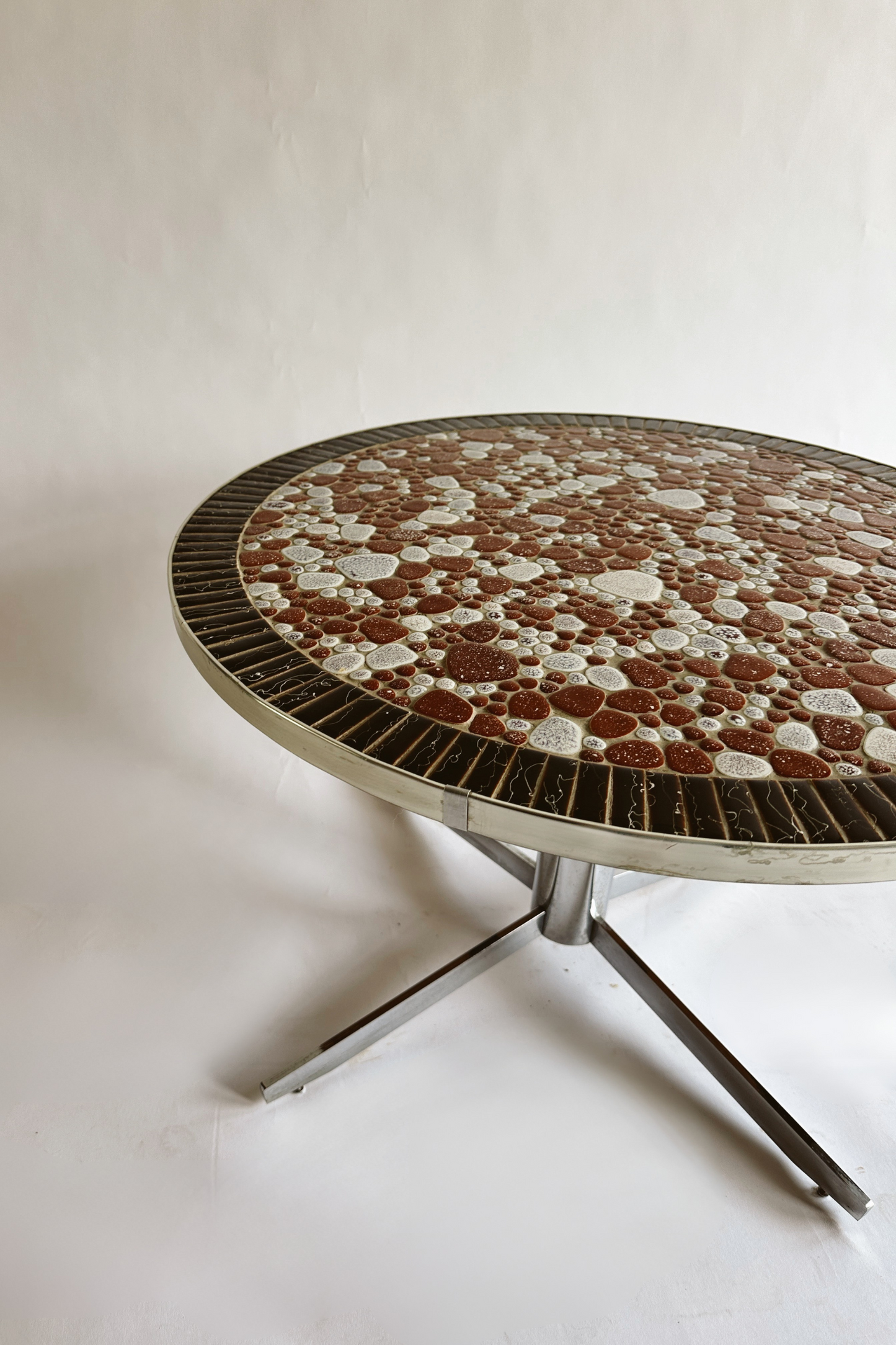Ornate MCM mosaic stone coffee table (c.1950's)