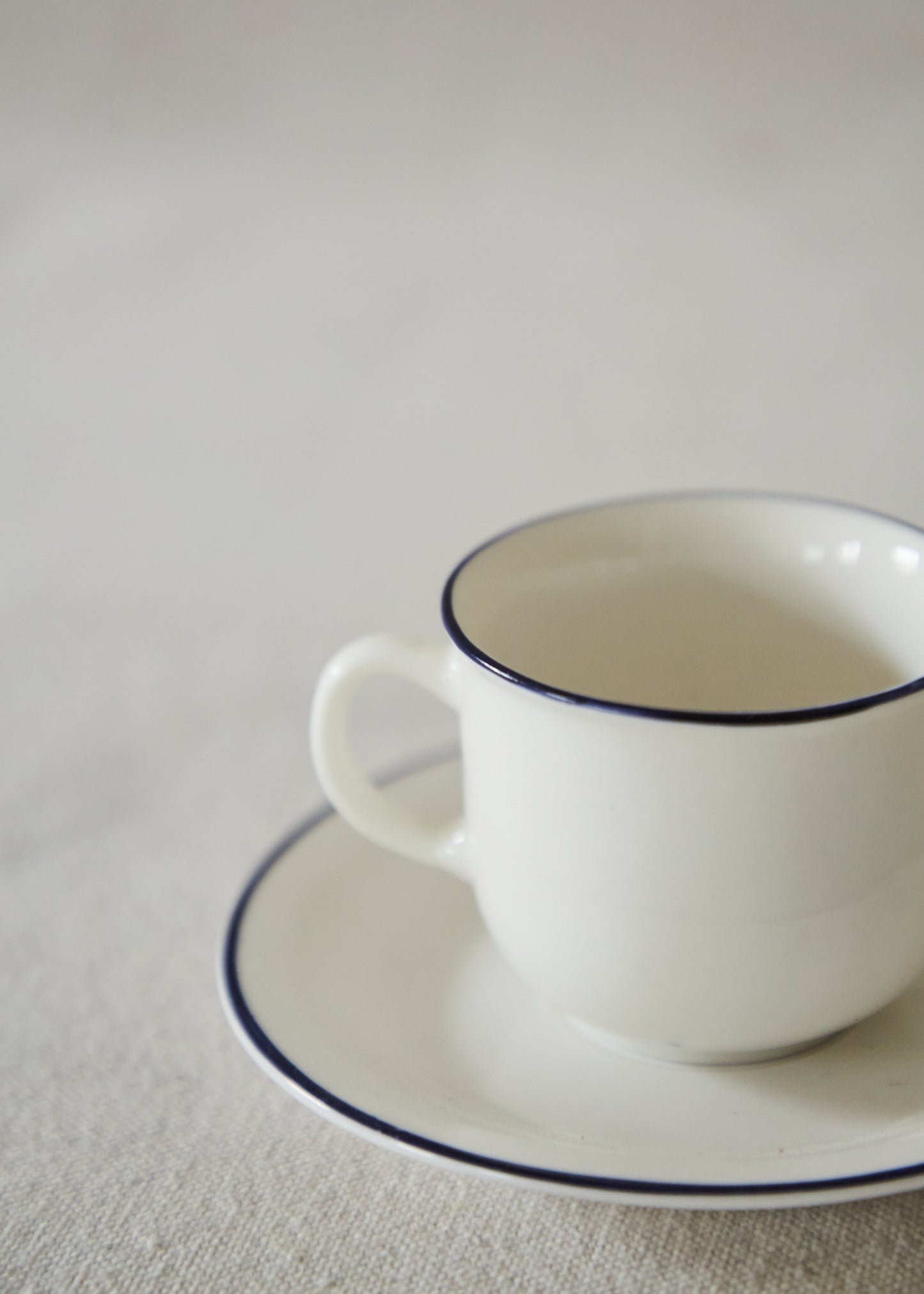 “HJ Design” Espresso Cups and Saucer