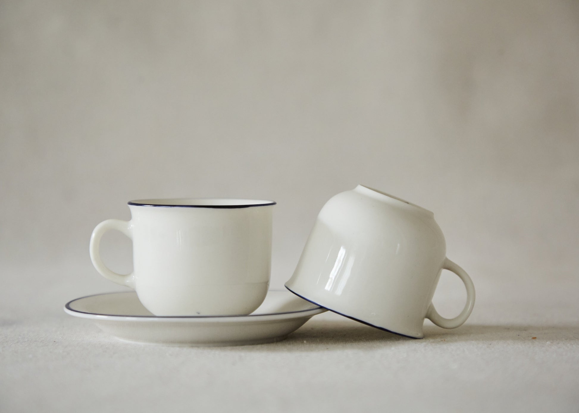 “HJ Design” Espresso Cups and Saucer
