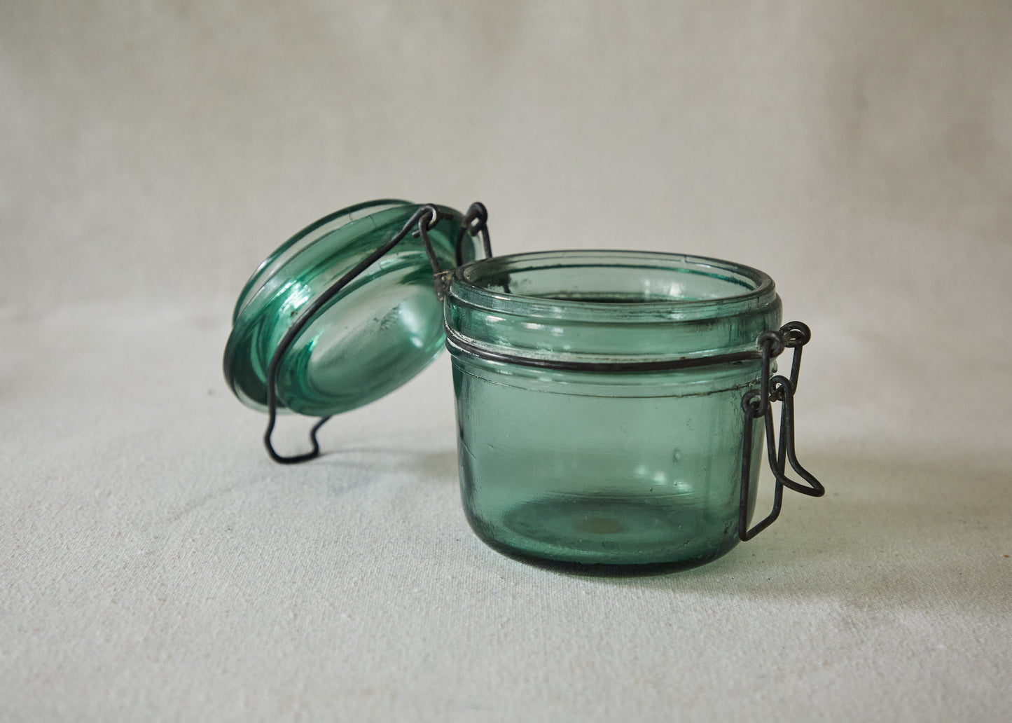 ‘L’ideale’ green glass canister