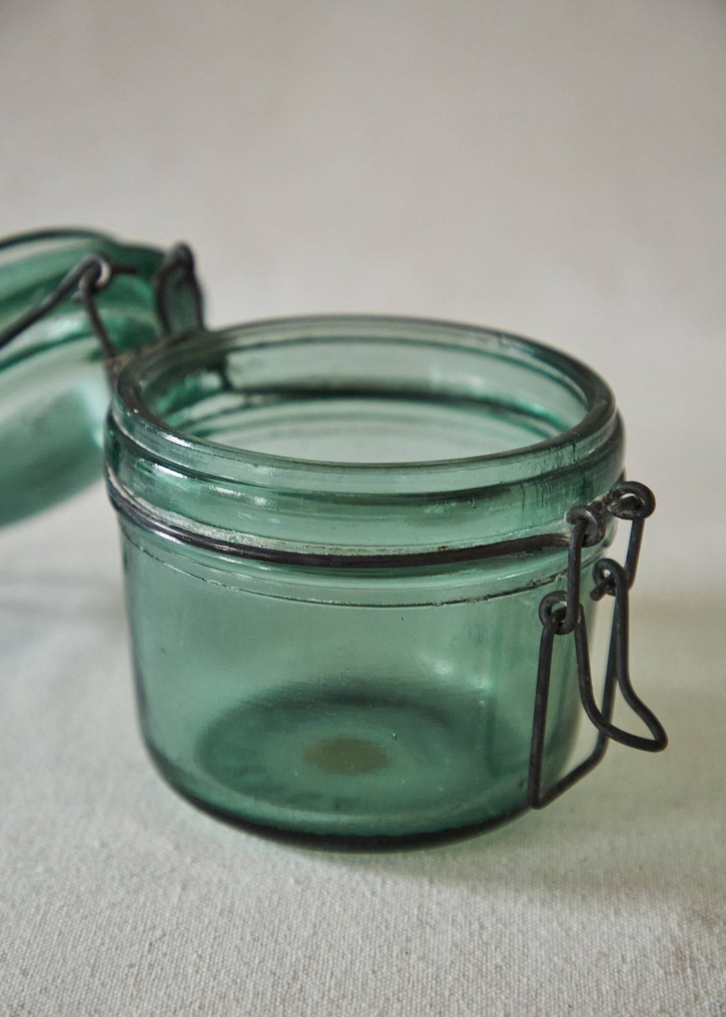 ‘L’ideale’ green glass canister