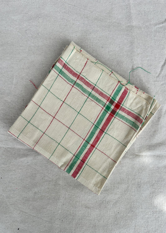 Vintage French tea towel set of 2