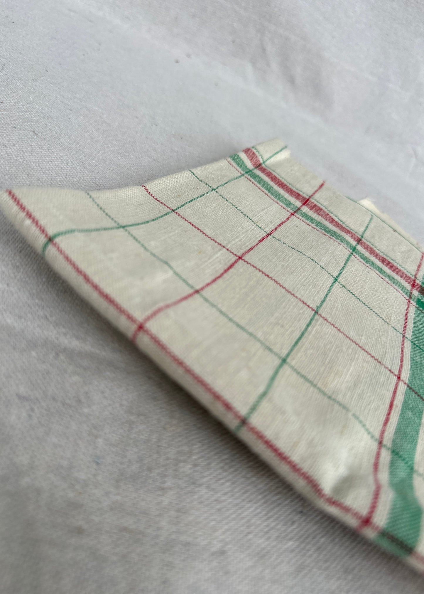 Vintage French tea towel set of 2