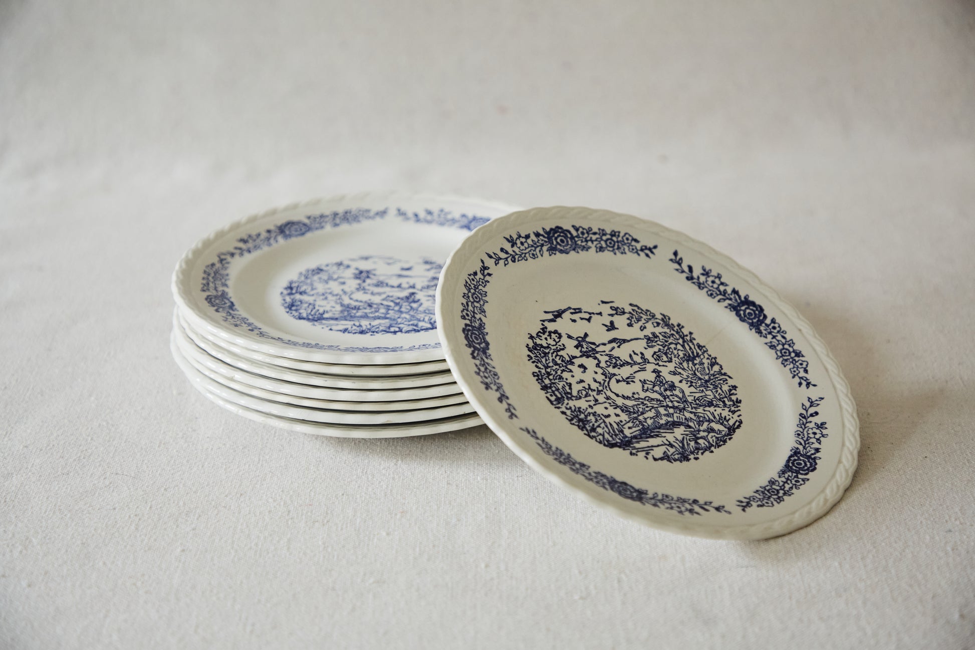 Wembley Don Quixote desert plates