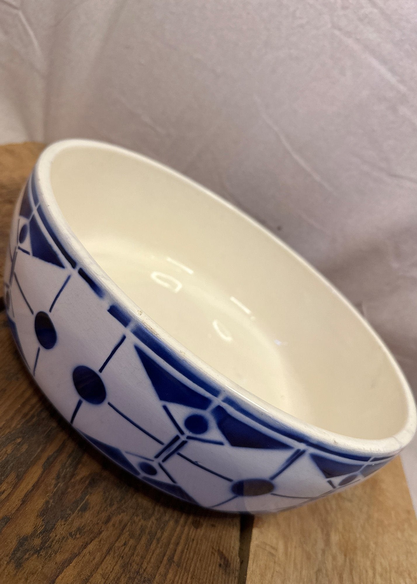 Antique 'Edith' White & Blue Ceramic Wash Bowl